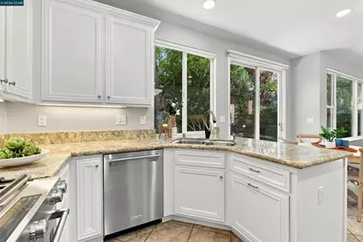 1116 Maggie Ln, Walnut Creek, CA 94597 - Photo 11