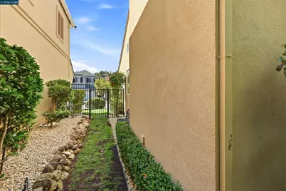 1116 Maggie Ln, Walnut Creek, CA 94597 - Photo 39