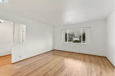 1952 Sandcreek Way, Alameda, CA 94501 - Photo 9