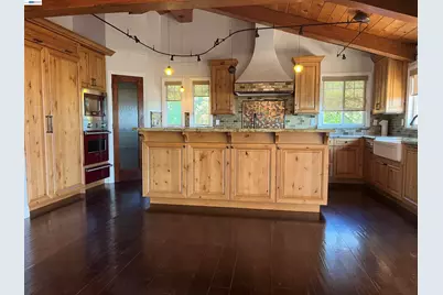 3200 Valley View Ct, Morgan Hill, CA 95037 - Photo 5