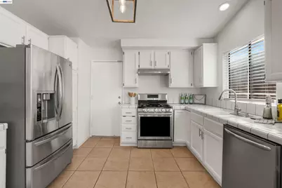1617 Hito Dr, Patterson, CA 95363 - Photo 9
