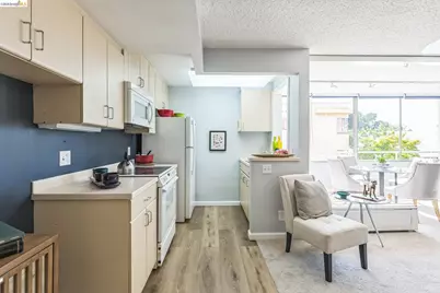 2550 Dana St #2F, Berkeley, CA 94704 - Photo 9