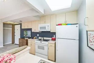 2550 Dana St, Berkeley, CA 94704 - Photo 11