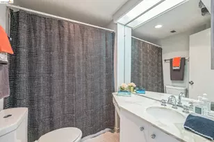 2550 Dana St, Berkeley, CA 94704 - Photo 15