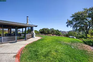 13 Bel Air Dr, Orinda, CA 94563 - Photo 63
