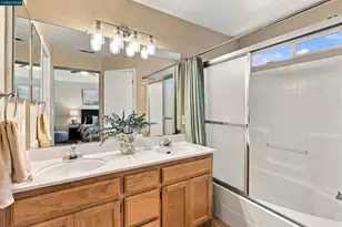 2348 Woodhill Dr, Pittsburg, CA 94565 - Photo 29