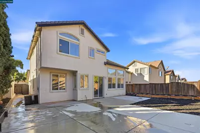 2348 Woodhill Dr, Pittsburg, CA 94565 - Photo 35