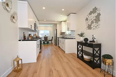 2403 Mountain View Dr., Concord, CA 94520 - Photo 31