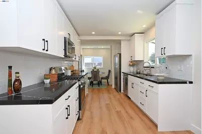 2403 Mountain View Dr., Concord, CA 94520 - Photo 29