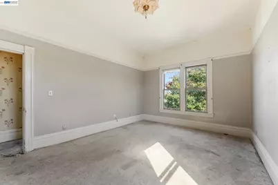 1715 Bay St, Alameda, CA 94501 - Photo 41