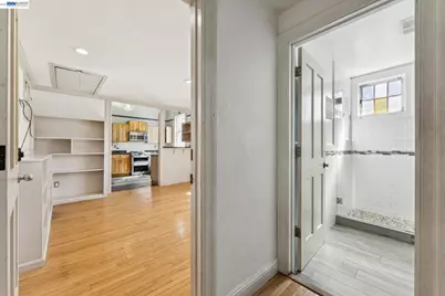 1715 Bay St, Alameda, CA 94501 - Photo 29