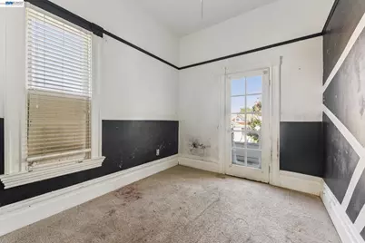 1715 Bay St, Alameda, CA 94501 - Photo 45