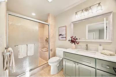 925 Juanita Dr, Lafayette, CA 94595 - Photo 49