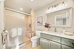 925 Juanita Dr, Lafayette, CA 94595 - Photo 49