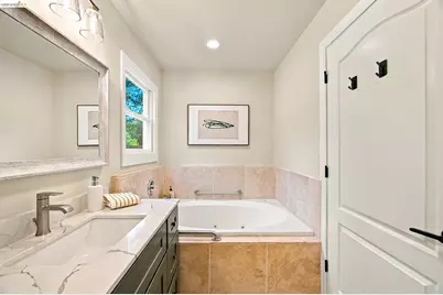 925 Juanita Dr, Lafayette, CA 94595 - Photo 51