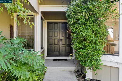 6317 Ridgemont Dr, Oakland, CA 94619 - Photo 9