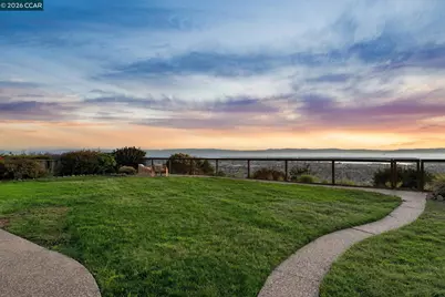 6317 Ridgemont Dr, Oakland, CA 94619 - Photo 57