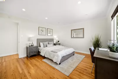 8745 Burr St, Oakland, CA 94605 - Photo 27