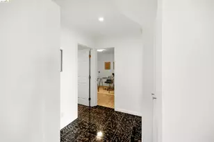 8745 Burr St, Oakland, CA 94605 - Photo 35