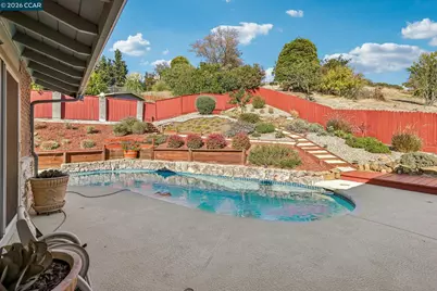2609 Moraga Dr, Pinole, CA 94564 - Photo 41