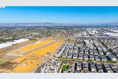 37441 Bowline Rd, Newark, CA 94560 - Photo 95