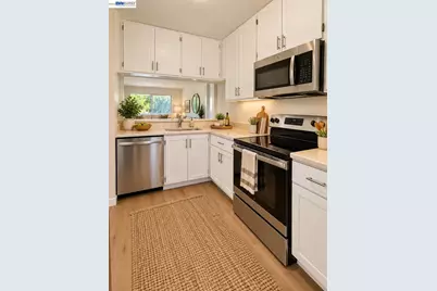 1060 Oak Grove Rd #80, Concord, CA 94518 - Photo 3
