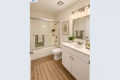 1060 Oak Grove Rd #80, Concord, CA 94518 - Photo 9