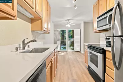 155 Sharene Ln #104, Walnut Creek, CA 94596 - Photo 9