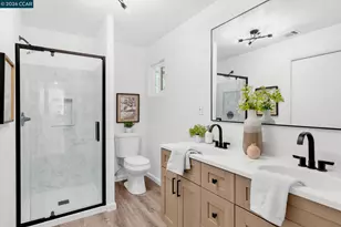2072 Chalomar Rd, Concord, CA 94518 - Photo 15