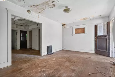 7014 Holly St, Oakland, CA 94621 - Photo 3