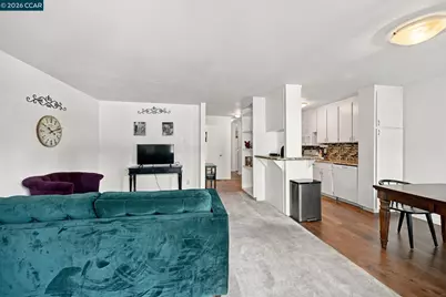 1036 Oak Grove Rd #109, Concord, CA 94518 - Photo 3