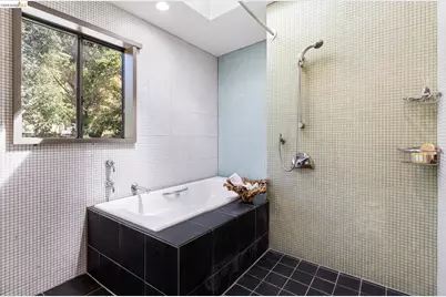 3560 Brunell Dr, Oakland, CA 94602 - Photo 43