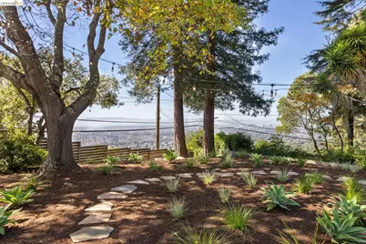 3560 Brunell Dr, Oakland, CA 94602 - Photo 61