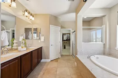 9 Tullach Pl, Hayward, CA 94542 - Photo 53