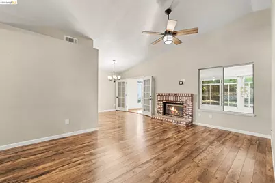 4150 Sequoia Dr, Oakley, CA 94561 - Photo 9