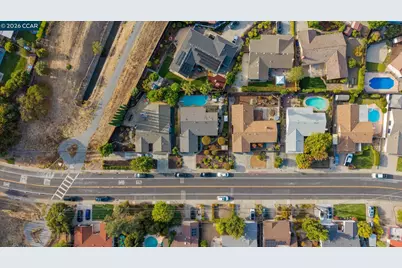 486 Viking Dr, Pleasant Hill, CA 94523 - Photo 41