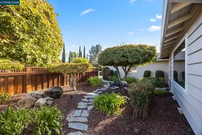 486 Viking Dr, Pleasant Hill, CA 94523 - Photo 7