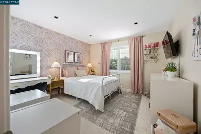 486 Viking Dr, Pleasant Hill, CA 94523 - Photo 29