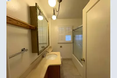 2386 106th Ave, Oakland, CA 94603 - Photo 7