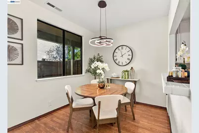 6043 Joaquin Murieta Ave #D, Newark, CA 94560 - Photo 9