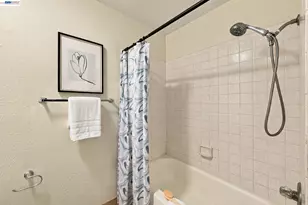 6043 Joaquin Murieta Ave, Newark, CA 94560 - Photo 15