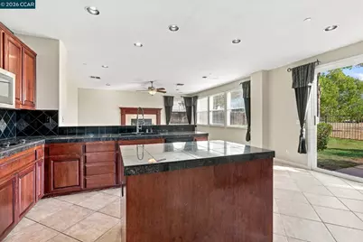294 Pebble Beach Dr, Brentwood, CA 94513 - Photo 7