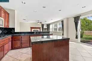 294 Pebble Beach Dr, Brentwood, CA 94513 - Photo 7