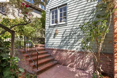 2833 Regent St, Berkeley, CA 94705 - Photo 3