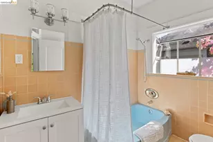 2833 Regent St, Berkeley, CA 94705 - Photo 31