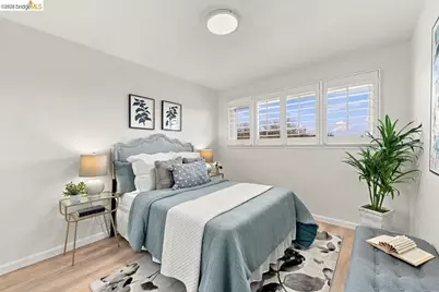 10760 Hellman St, Oakland, CA 94605 - Photo 25