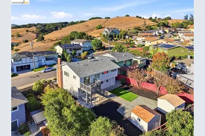10760 Hellman St, Oakland, CA 94605 - Photo 37