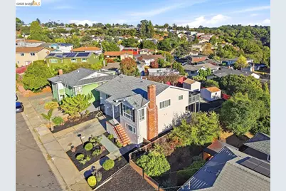 10760 Hellman St, Oakland, CA 94605 - Photo 41