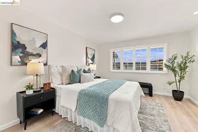 10760 Hellman St, Oakland, CA 94605 - Photo 17