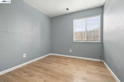 2222 Woodhill Dr, Pittsburg, CA 94565 - Photo 19